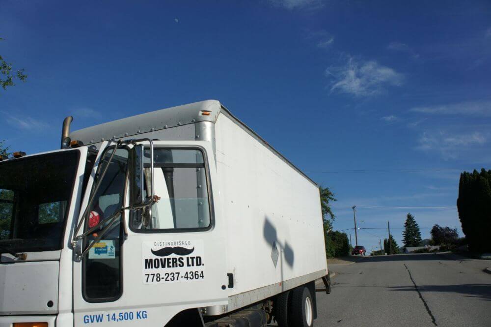 distinguished movers truck